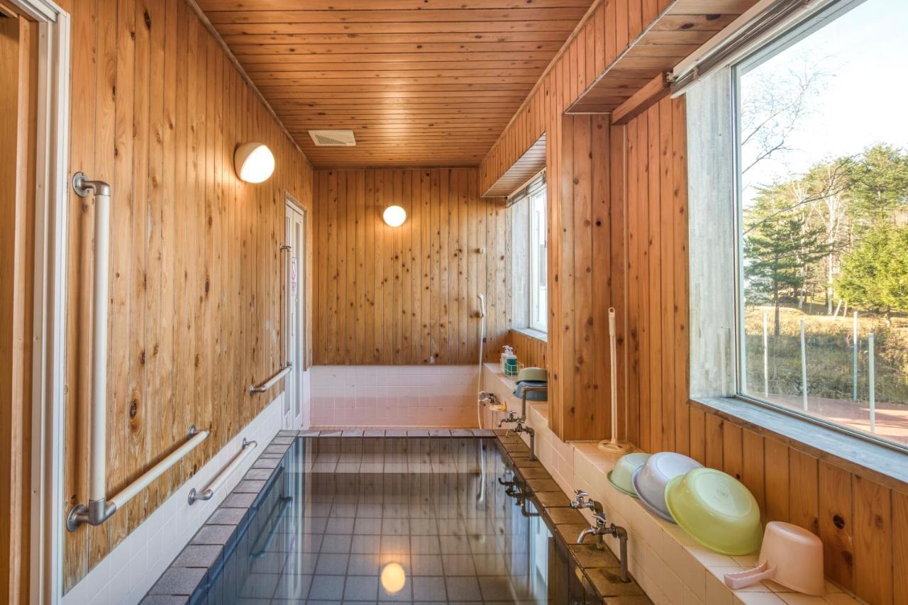 温泉ゲストハウス やすもり 本館 Hachimantai  Esterno foto